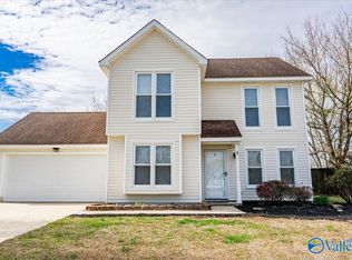 2809 Lake Knoll Dr SW, Decatur, AL 35603