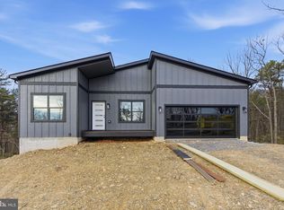 231 Sachem Hl, Hedgesville, WV 25427