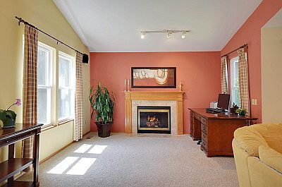 Beautiful Gas Fireplace with mantel.