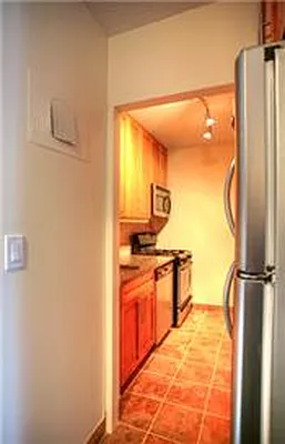 Rented by RELO REDAC INC. | media 18