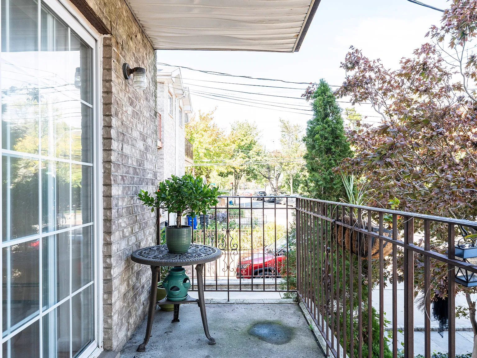3 bed, $3,800 — Photo 2