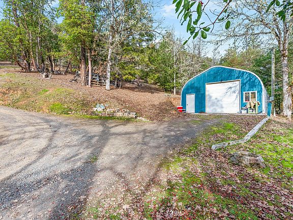 4th image of 18525 E Evans Creek Rd