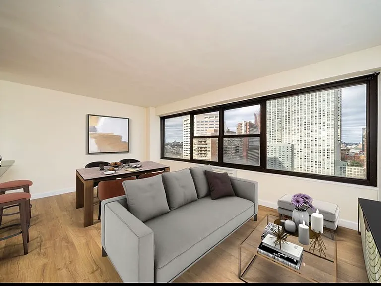 135 Montgomery St #19H — Photo 6
