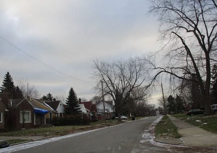2nd image of 17817 Strasburg St