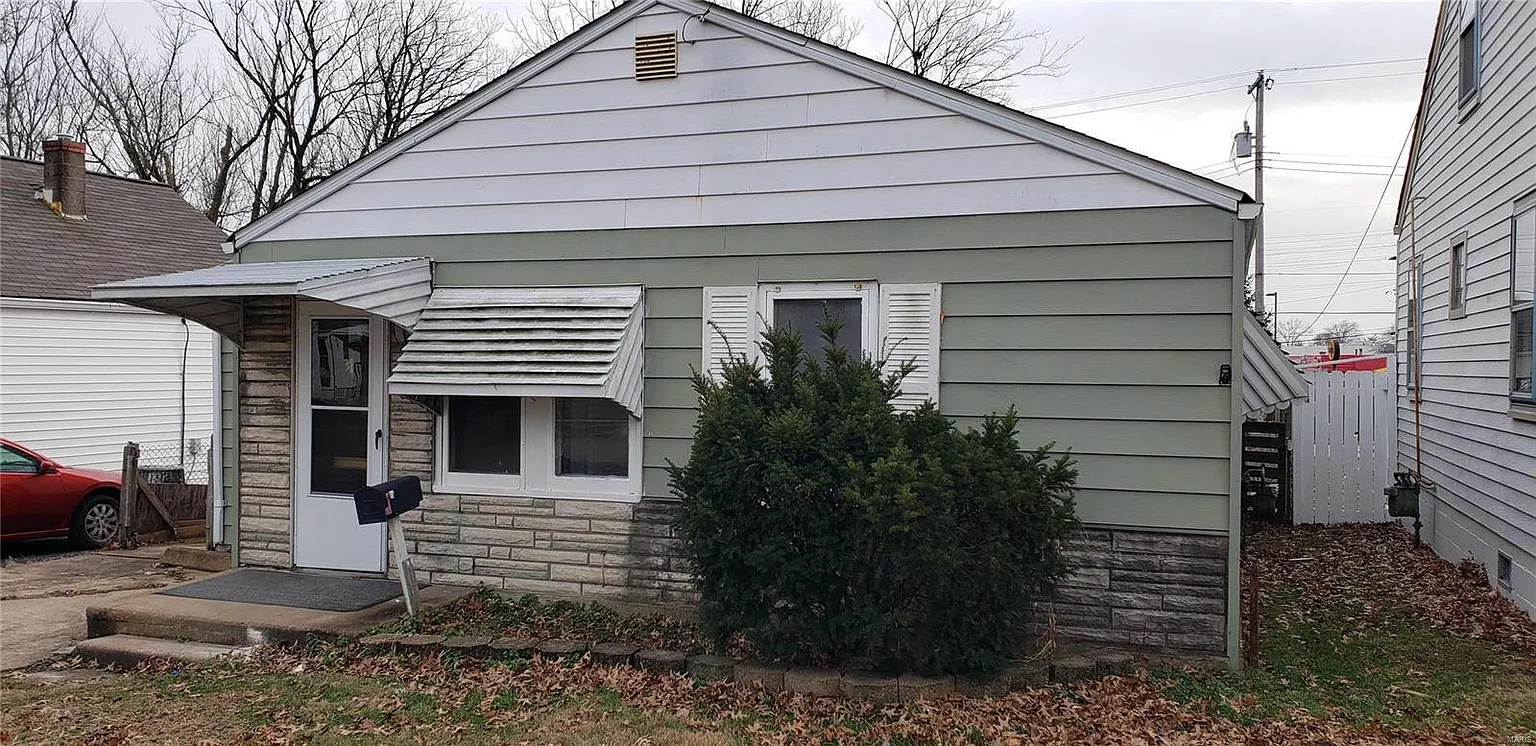 194 Deane Ct photo 1