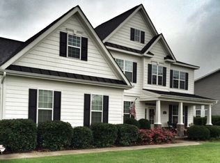 1628 Holloman Dr, Fayetteville, NC 28312