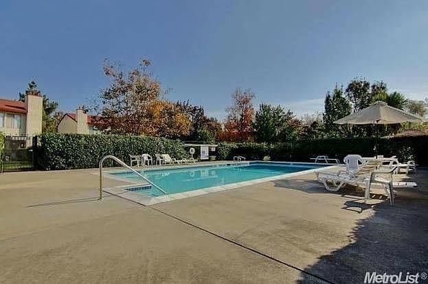 Access to pool included!