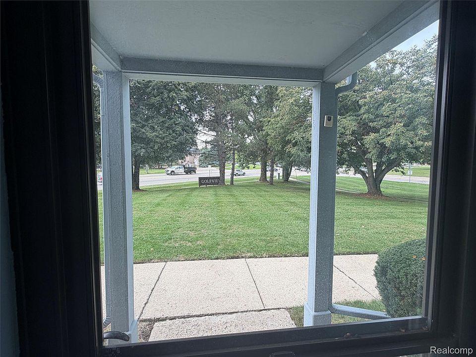 7943 Pontiac Lake Rd, photo 27