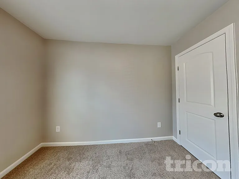 542 Springtime Ln — Photo 16