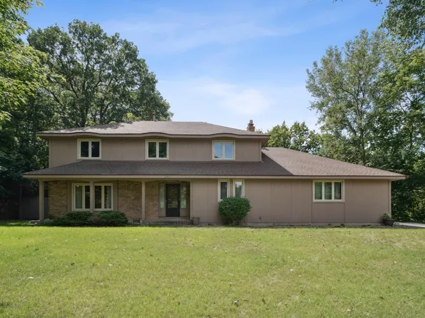 13608 Krestwood Dr, Burnsville, MN 55337