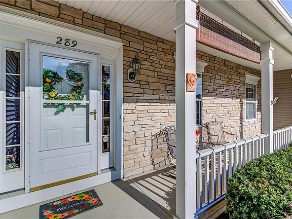 3rd image of 289 Crestwood Dr