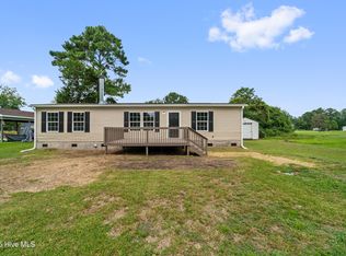 1574 Old Fayetteville Rd NE, Leland, NC 28451