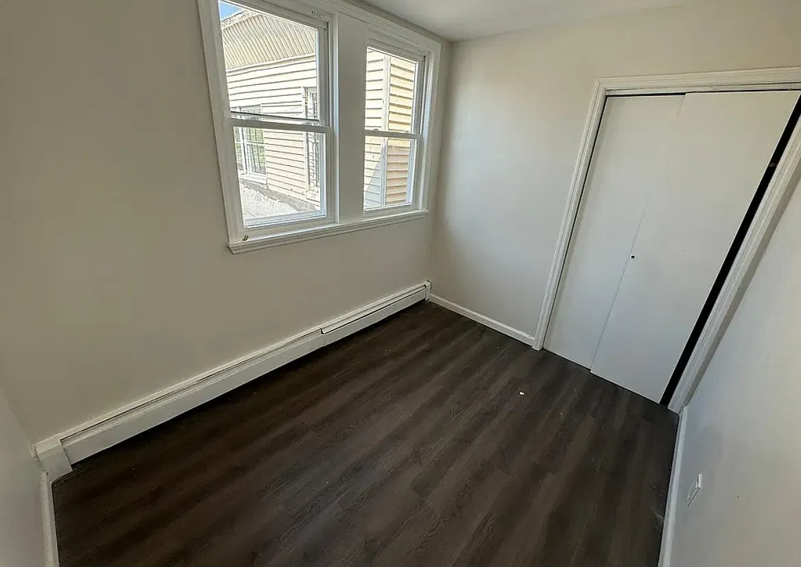 84 Highland Ave — Photo 4