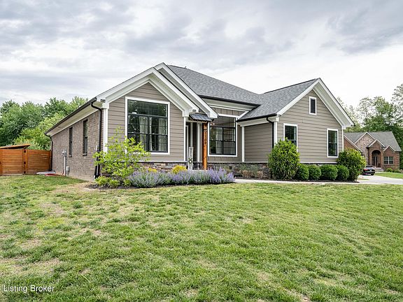 2nd image of 1109 Dora Dr