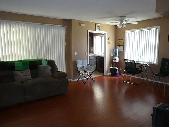 3rd image of 2554 Olive Dr APT 111