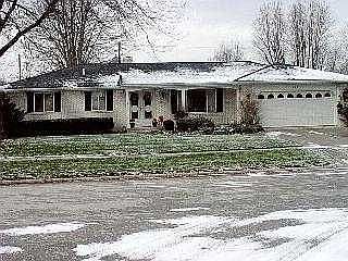 1st image of 566 Lawson St