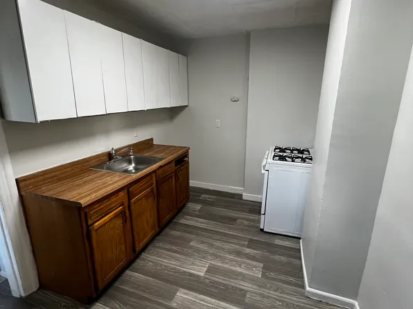 19 E James St #2, River Rouge, MI 48218