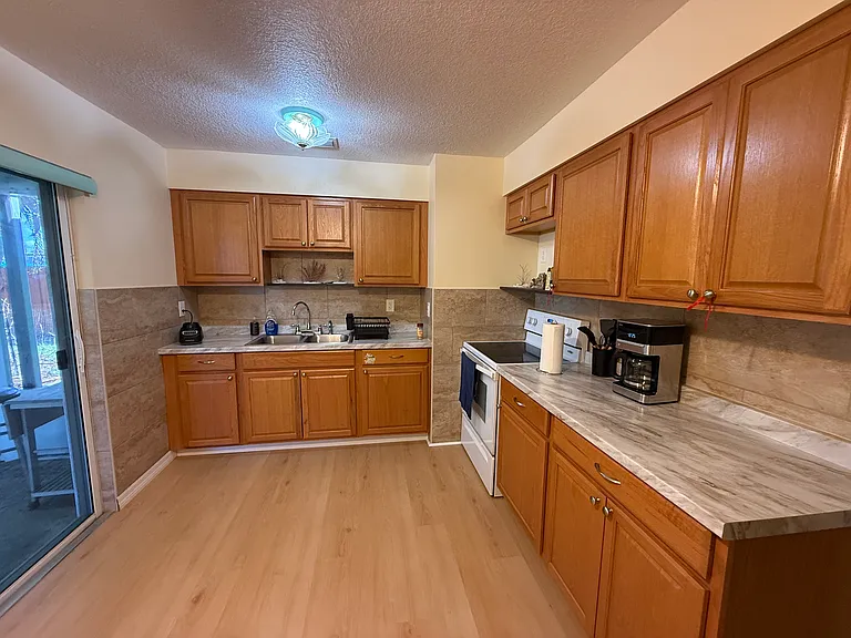 312 San Marie Dr — Photo 7