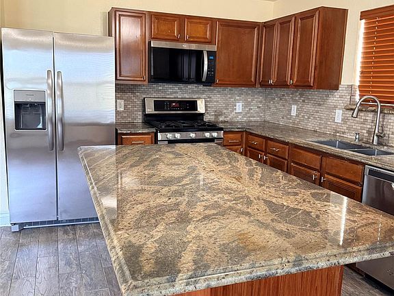 2nd image of 7222 Liberty Ridge Ln