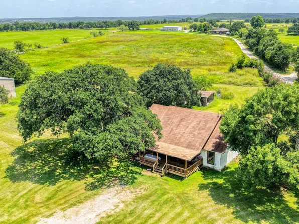 2334 N Bosley Rd, Santo, TX 76472