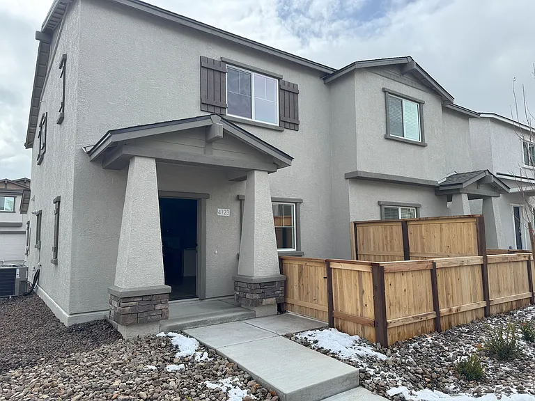 4123 Scenic Dr — Photo 2