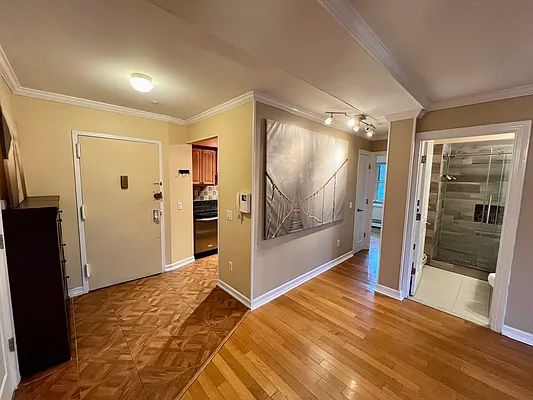 Rented by Nest Seekers International | media 18