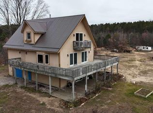 21648 Hulls Rd, Copemish, MI 49625