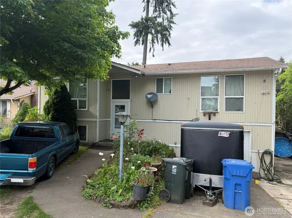 2235 E 67th Street, Tacoma, WA 98404