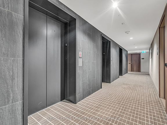 4th image of 27 Bathurst St #611