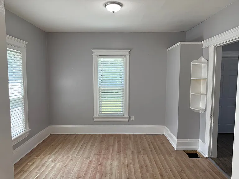222 N Gorham St — Photo 7