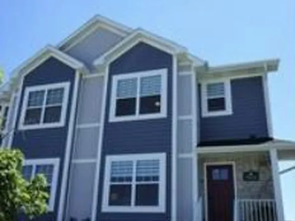 7026 Kentwell Ln, Lincoln, NE 68516