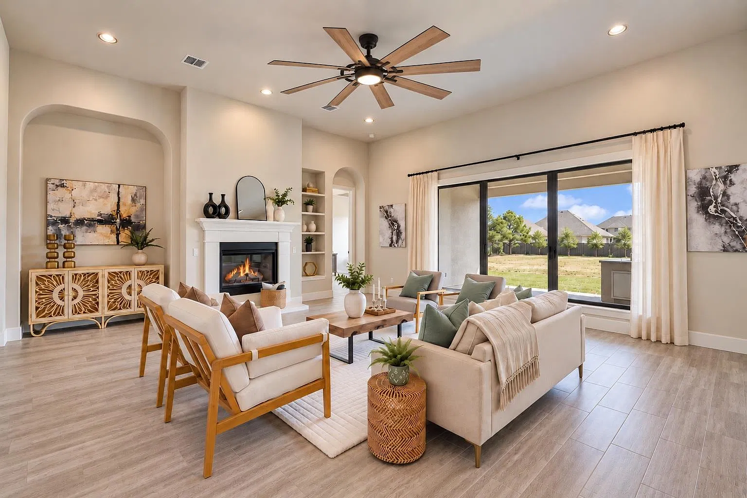 5 bed, 4.5 bath, 4275 sqft, $6,250 — Photo 1