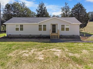 2485 Riddle Town Rd, Gray Court, SC 29645