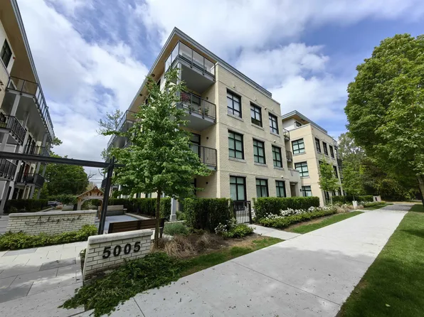 5005 Ash St #204, Vancouver, BC V5Z 4J8