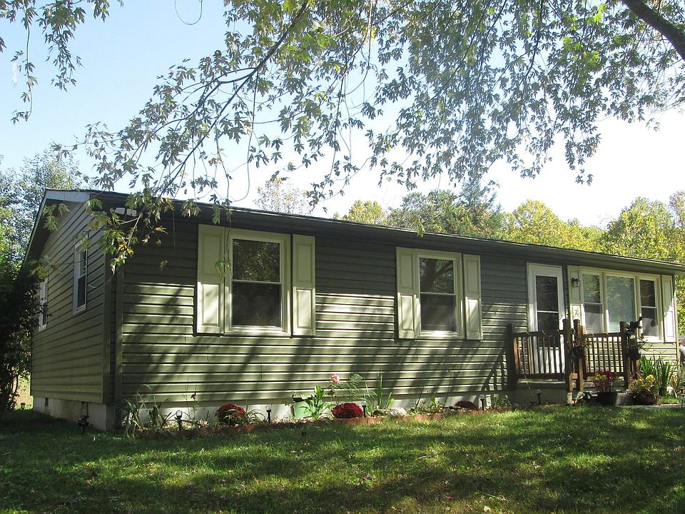 1st image of 70 Windy Ln
