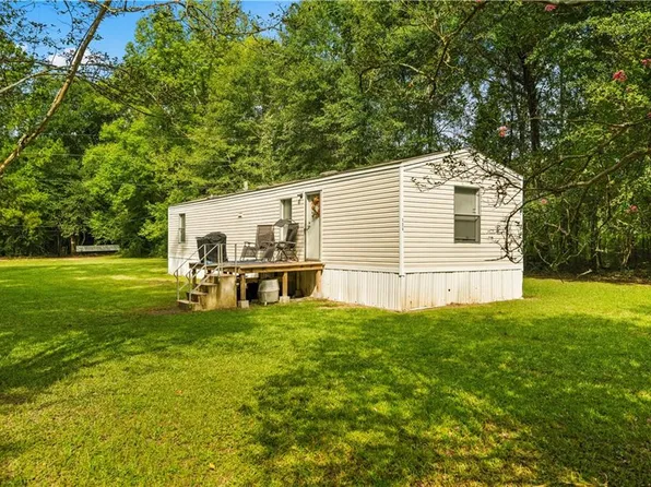 124 Borland Rd, Deville, LA 71328