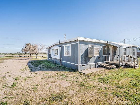 3rd image of 11025 Phelan Rd