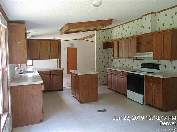 4th image of 4315 Candlewood Ct