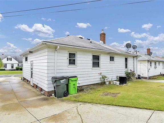 4th image of 13813 Royal Blvd