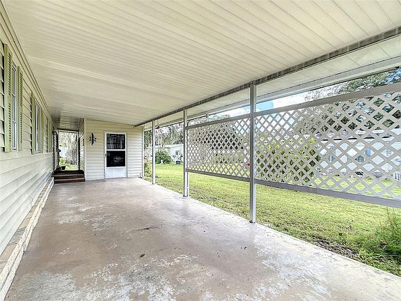 4th image of 304 Sheerwood Dr
