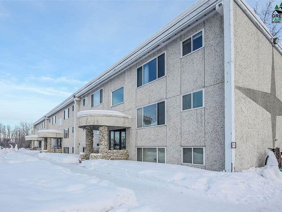 1st image of 83 Slater Dr