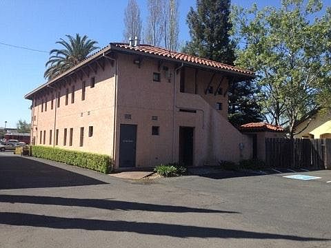 2nd image of 454 W Napa St