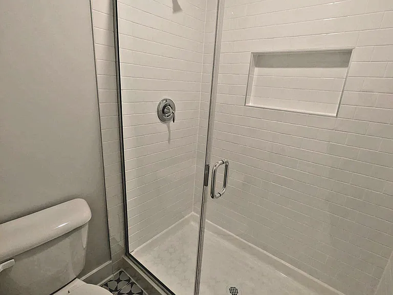 48 Somerleigh Way — Photo 10