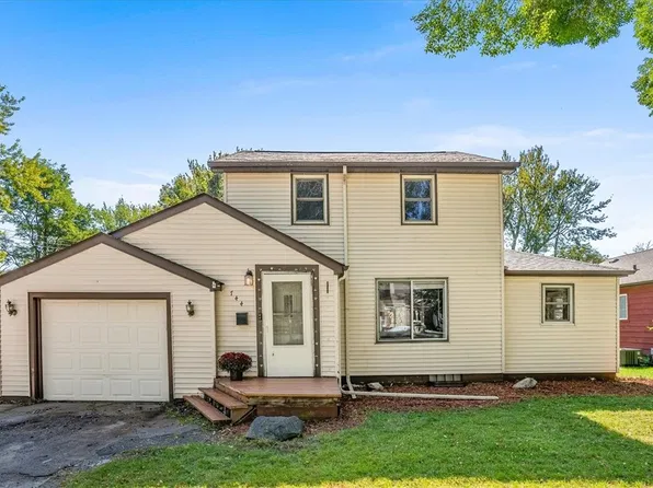 744 E 3rd Street, New Richmond, WI 54017