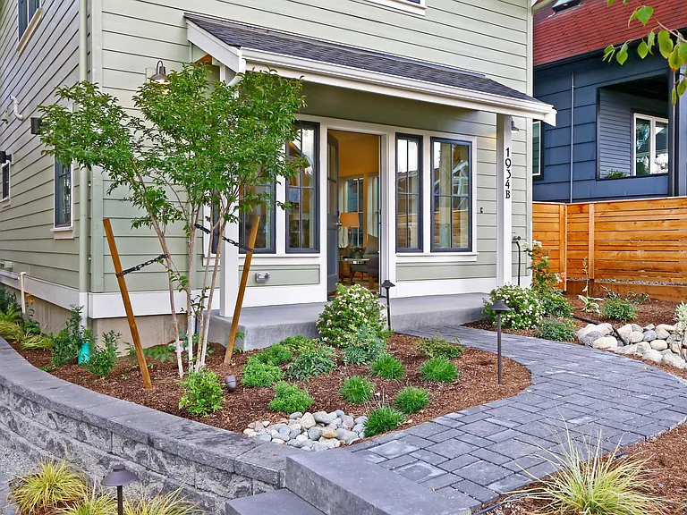 1934 5th Ave W #B — Photo 12