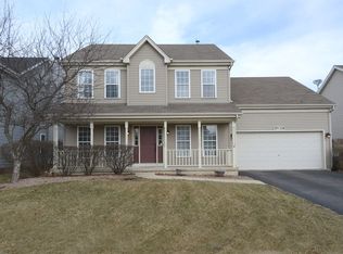 39W328 W Mallory Dr, Geneva, IL 60134