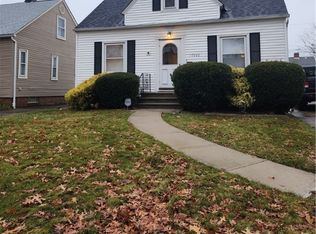 17600 Glenshire Ave, Cleveland, OH