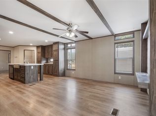 1413 Dawn Dr N, Azle, TX 76020