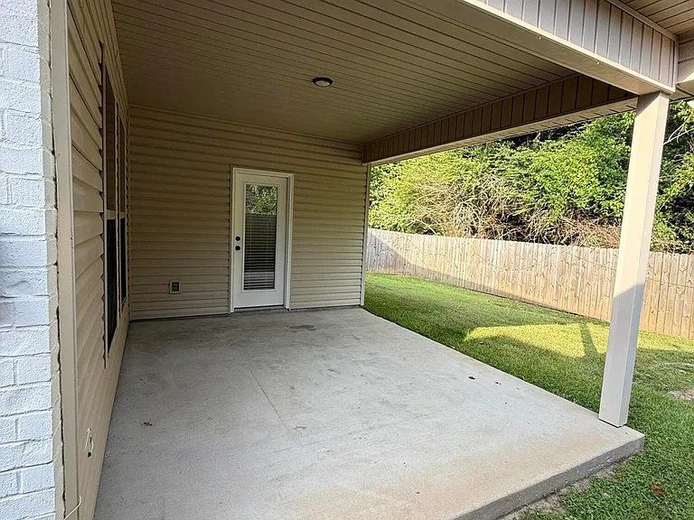 404 Sparrowhawk St — Photo 42