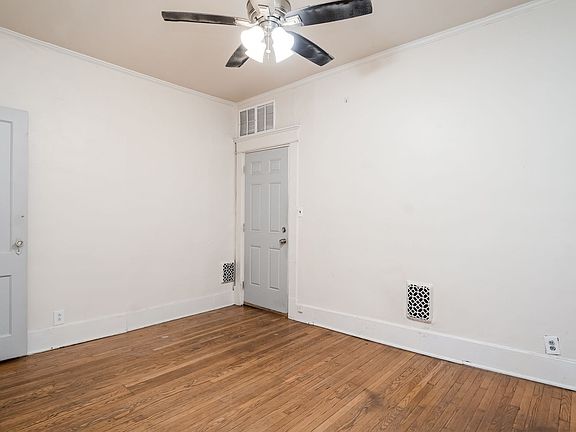 4th image of 2111 Belmont Blvd APT 2